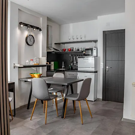 Apartment Piaf Break Nest