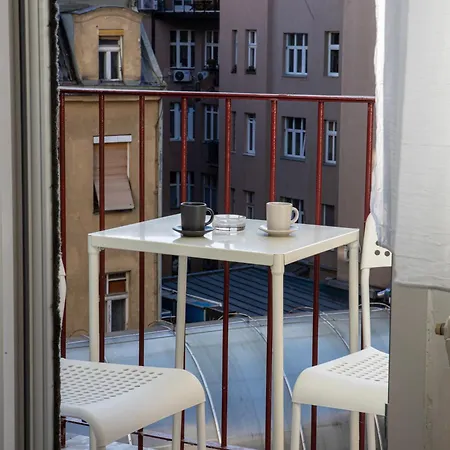 Apartment Piaf Break Nest *
